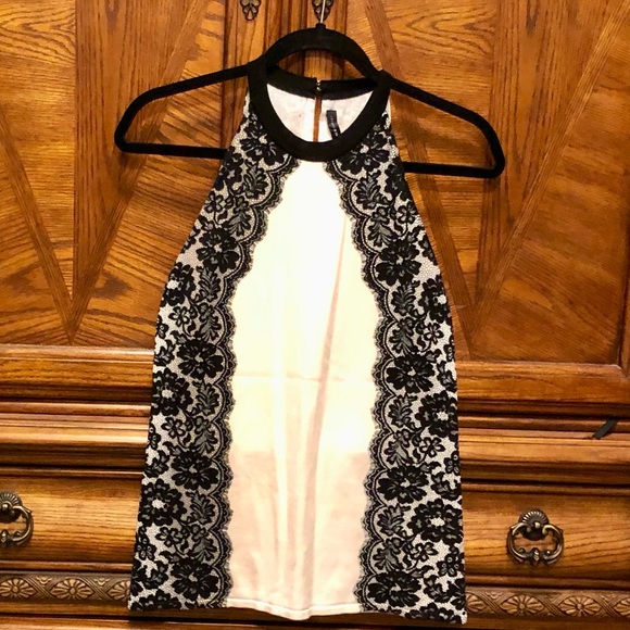 Bundle of 4 White House Black Market Tops - Picture 2 of 4